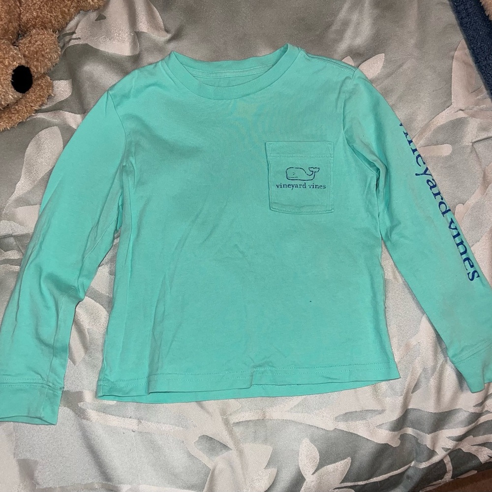 Vineyard Vines Kids 5 Long Sleeve Pocket Tee teal pocket and whale logo